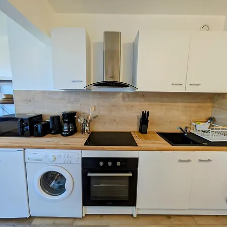 Apartament Central Et Confortable Avec Vue Reposante Sur Les Berges De La Tet *